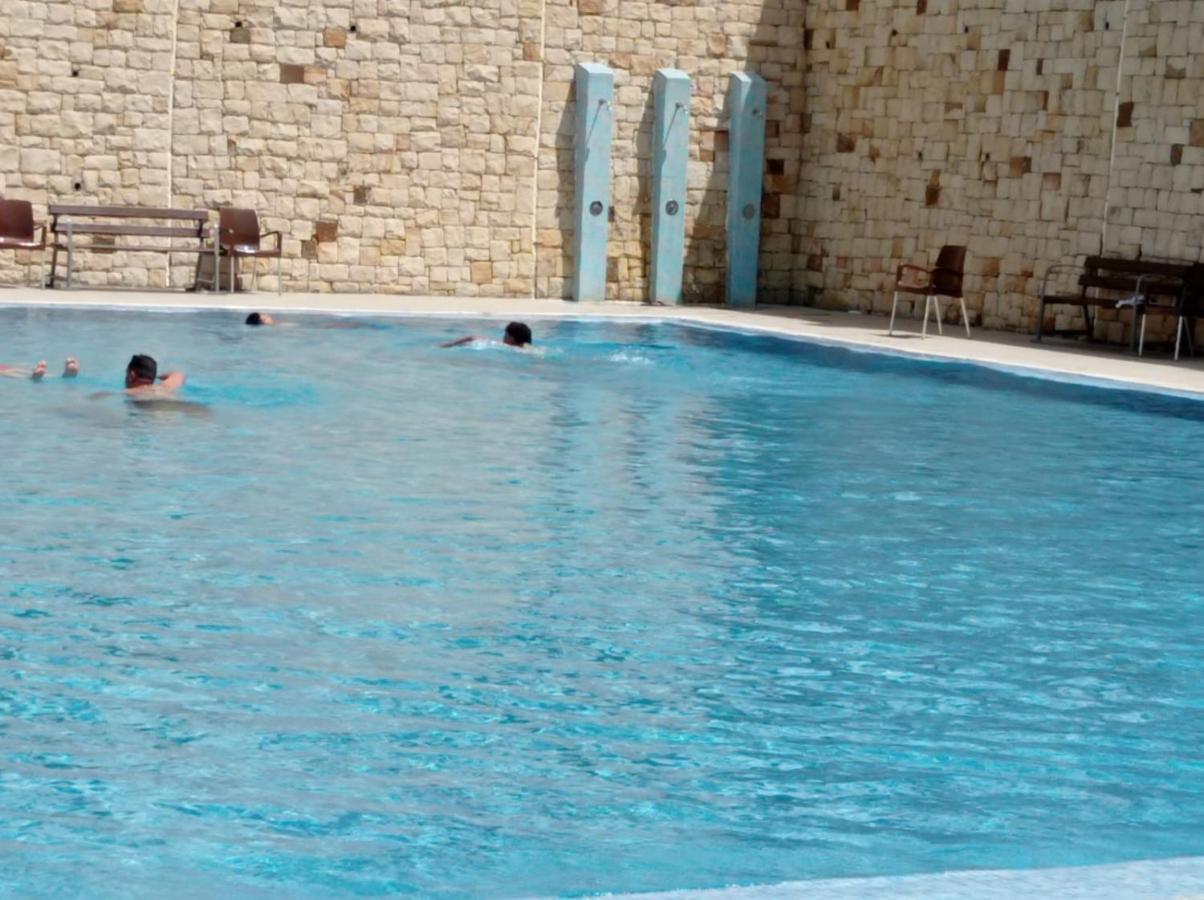 Résidence neuve avec piscine M’diq Esterno foto